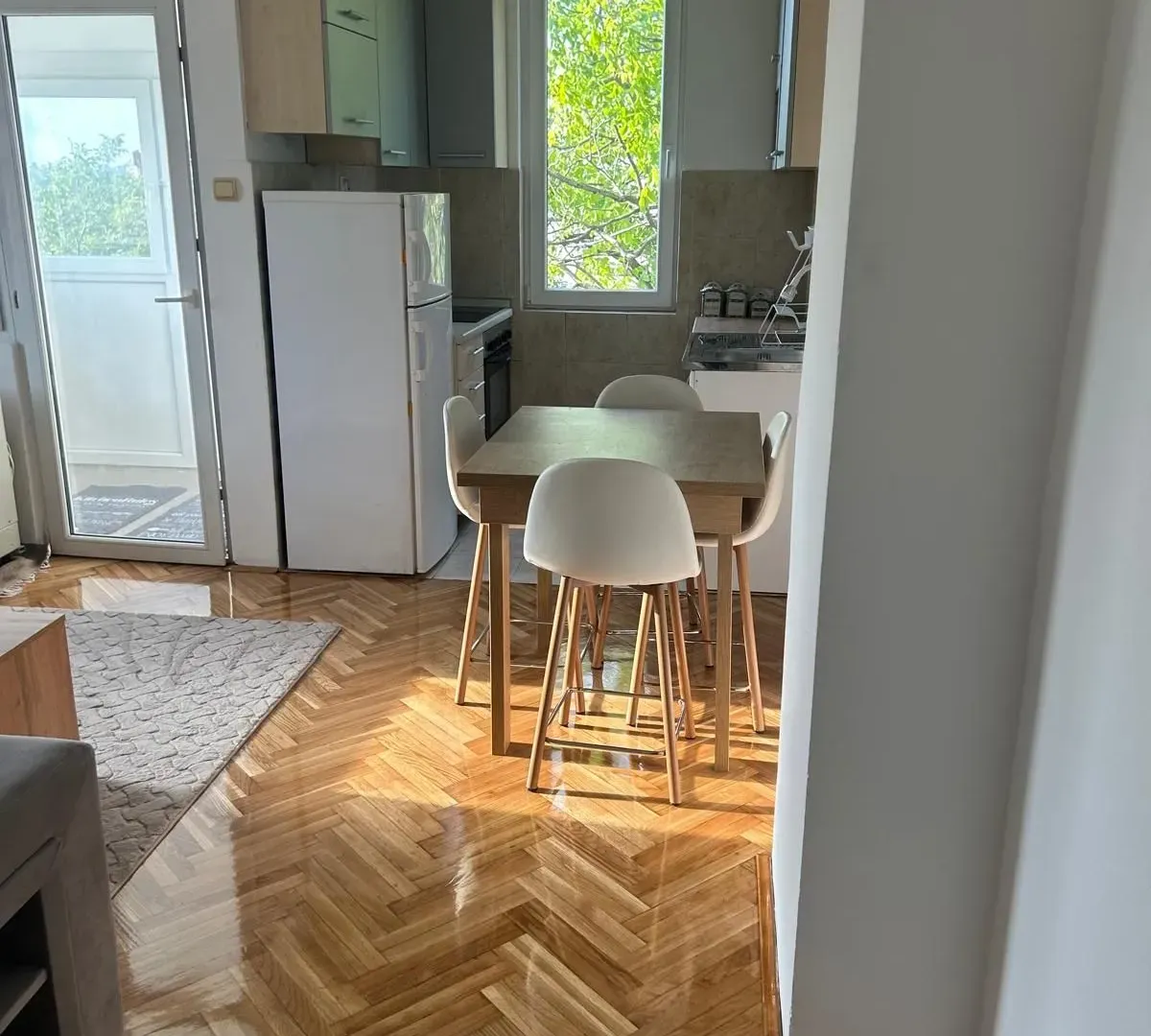 Prodaja, dvosoban stan, 37m², Bele Vode, Beograd