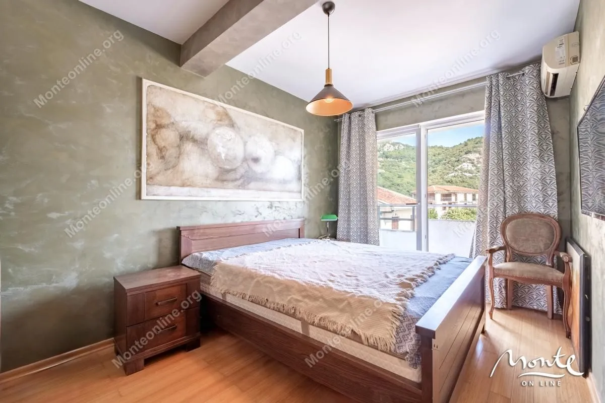 Sale, two bedroom apartment, 76m², Lazi, Budva
