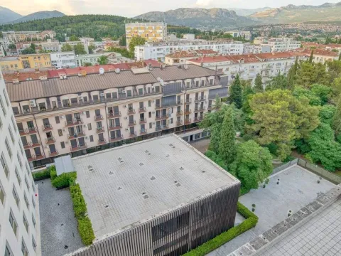 Izdavanje, dvosoban stan, 90m², Podgorica, Crna Gora - image 32