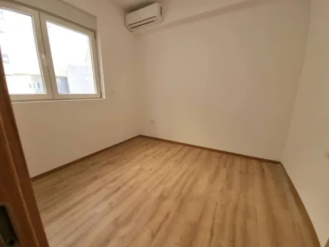 Sale, two bedroom apartment, 64m², Dubovica, Budva - image 3