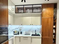 Izdavanje, dvosoban stan, 70m², New City, Podgorica