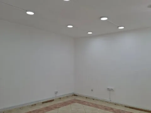 Sale, office space, 143m², Centar, Podgorica - image 10