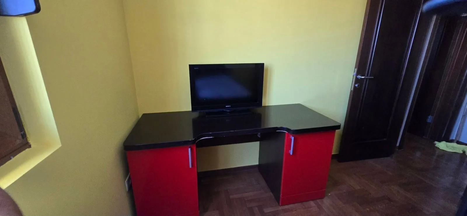 Izdavanje, dvosoban stan, 75m², Stari Aerodrom, Podgorica