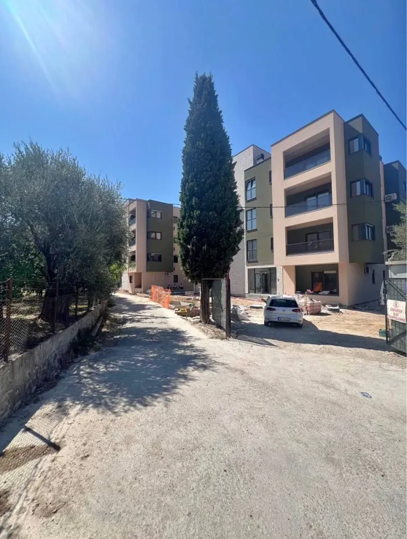 Sale, one bedroom apartment, 51m², Polje, Bar