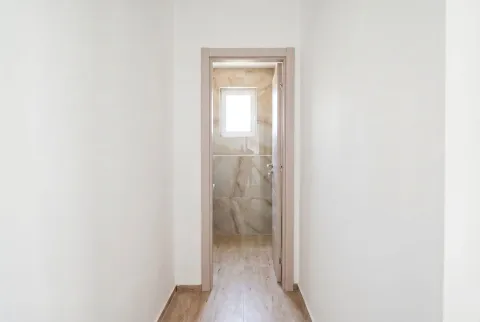 Prodaja, četvorosoban stan, 85m², Đenovići, Herceg Novi - image 11