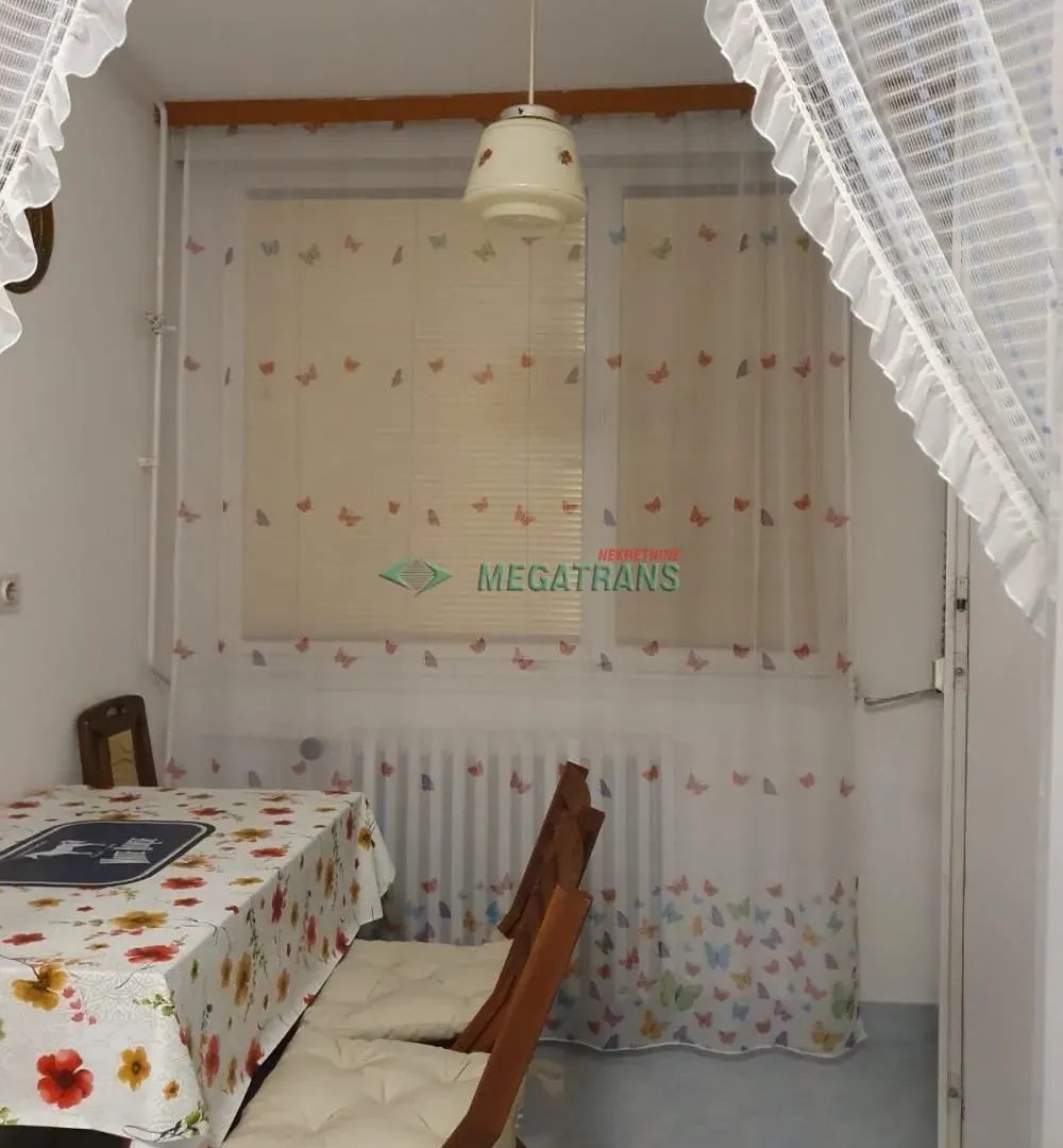 Izdavanje, trosoban stan, 70m², Liman 2, Novi Sad Sve Podlokacije
