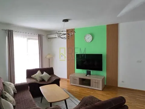 Prodaja, dvosoban stan, 73m², Ljubović, Podgorica - image 1