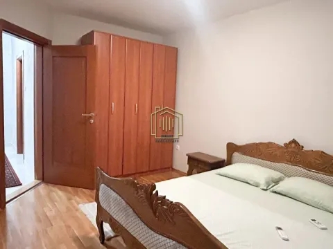Rent, house, 220m², Konik, Podgorica - image 19