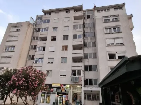 Prodaja, dvosoban stan, 70m², Bar, Crna Gora - image 8