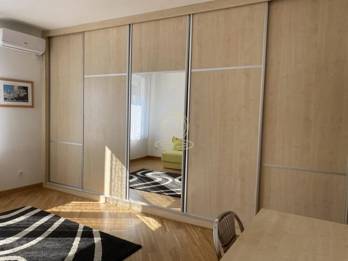 Izdavanje, trosoban stan, 92m², Tašmajdan, Palilula Sve Podlokacije