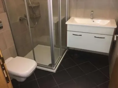 Izdavanje, dvosoban stan, 75m², Savski Venac, Beograd - image 11