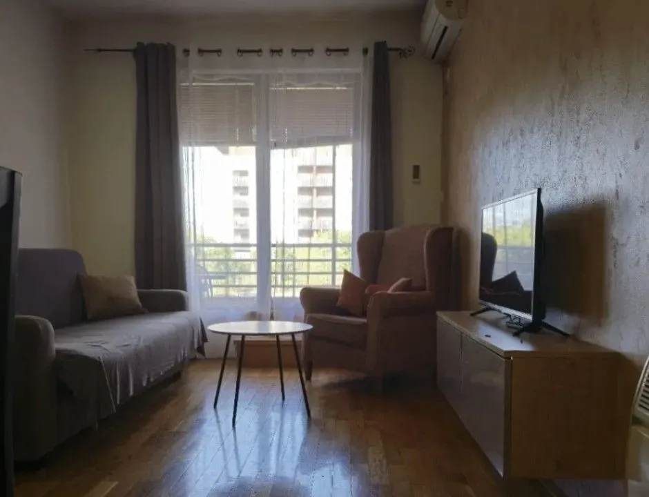 Izdavanje, jednosoban stan, 48m², Zabjelo, Podgorica