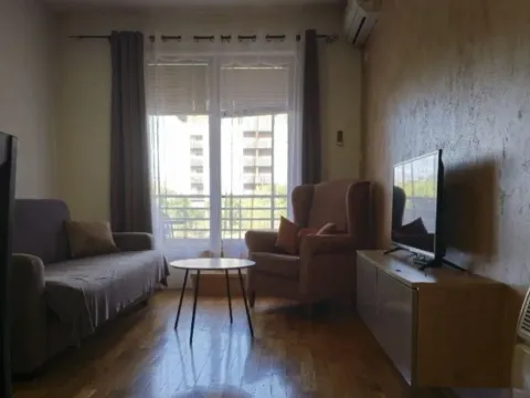 Izdavanje, jednosoban stan, 48m², Zabjelo, Podgorica - image 1