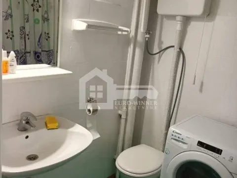 Izdavanje, četvorosoban stan, 92m², Tašmajdan, Palilula Sve Podlokacije - image 12