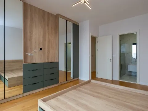 Rent, three bedroom apartment, 127m², Preko Morače, Podgorica - image 10