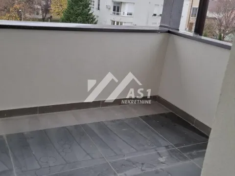 Izdavanje, stan, 32m², Lipov gaj, Novi Sad Sve Podlokacije - image 8