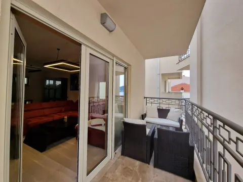 Rent, two bedroom apartment, 68m², Pržno, Budva - image 7