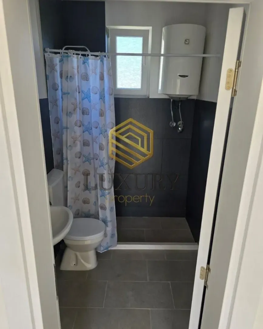 Izdavanje, kuća, 75m², Gornja Gorica, Podgorica