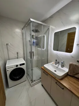Prodaja, dvosoban stan, 72m², New City, Podgorica - image 4