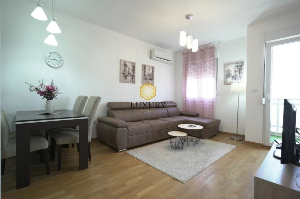 Rent, one bedroom apartment, 42m², City Kvart, Podgorica