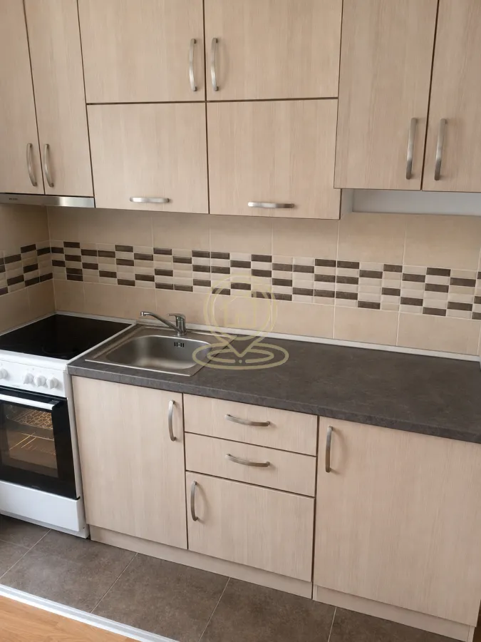Izdavanje, dvosoban stan, 44m², Telep, Novi Sad Sve Podlokacije
