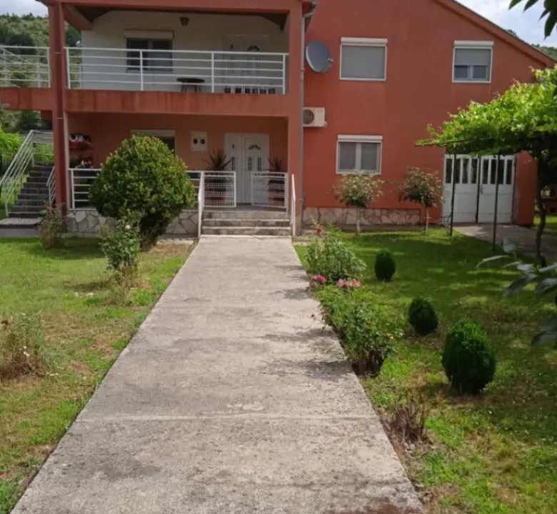 Sale, house, 212m², Martinići, Danilovgrad