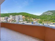 Izdavanje, dvosoban stan, 65m², Budva, Crna Gora - image 2