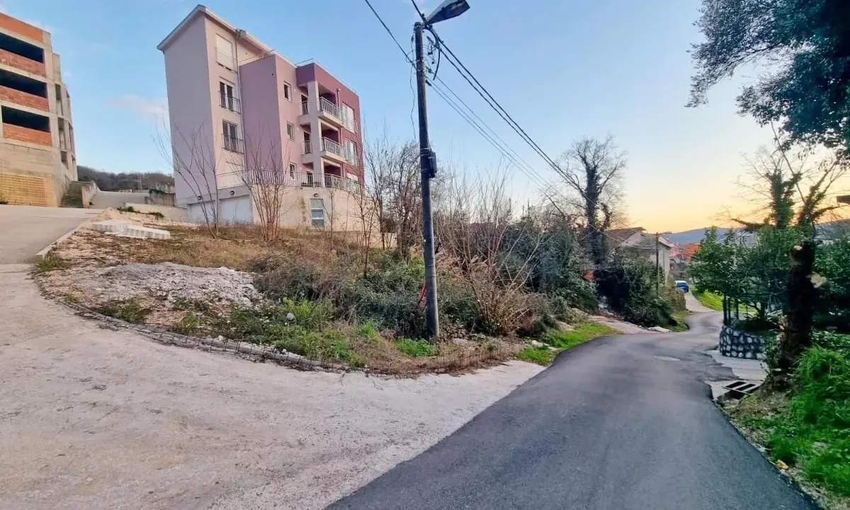 Sale, land lot, 33800m², Tivat, Crna Gora