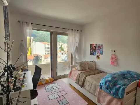 Prodaja, trosoban stan, 110m², Centar, Budva - image 8