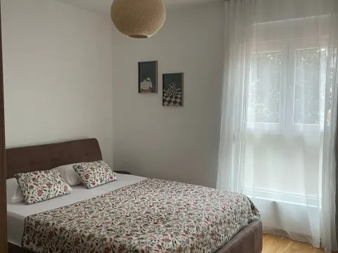 Rent, two bedroom apartment, 87m², Malo Brdo, Podgorica - image 8