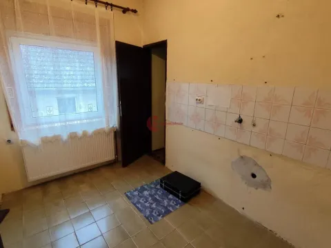 Prodaja, kuća, 211m², Subotica, Srbija - image 17