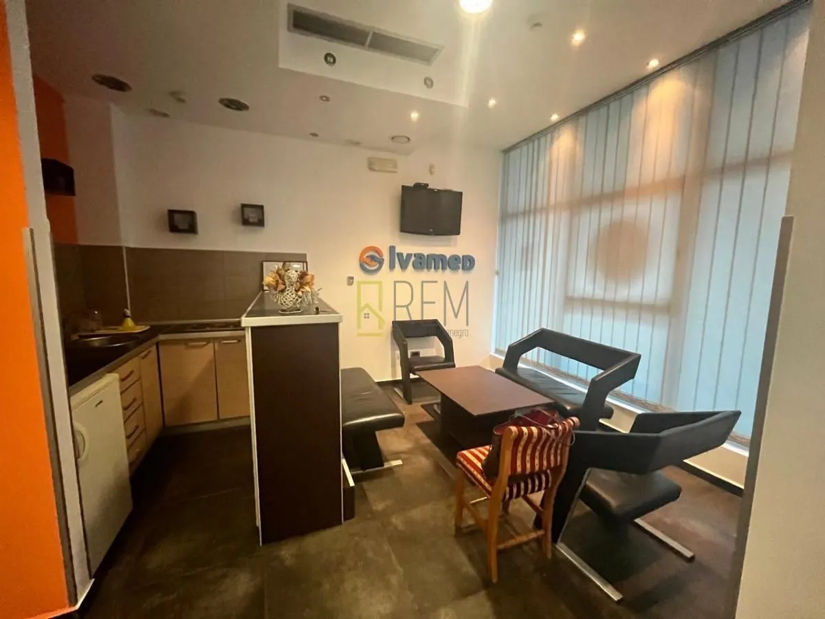 Sale, office space, 327m², Blok 5, Podgorica
