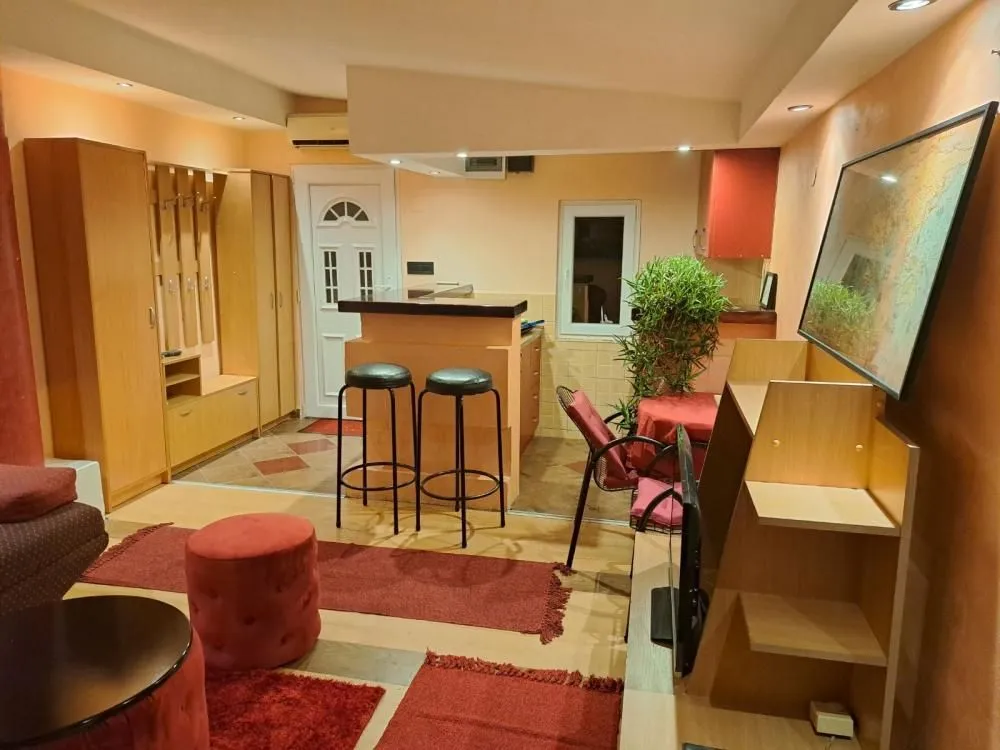 Izdavanje, jednosoban stan, 35m², Vukov Spomenik, Zvezdara Sve Podlokacije