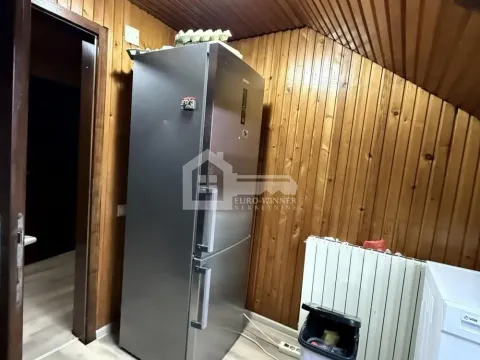 Izdavanje, trosoban stan, 75m², Sremčica, Beograd - image 4