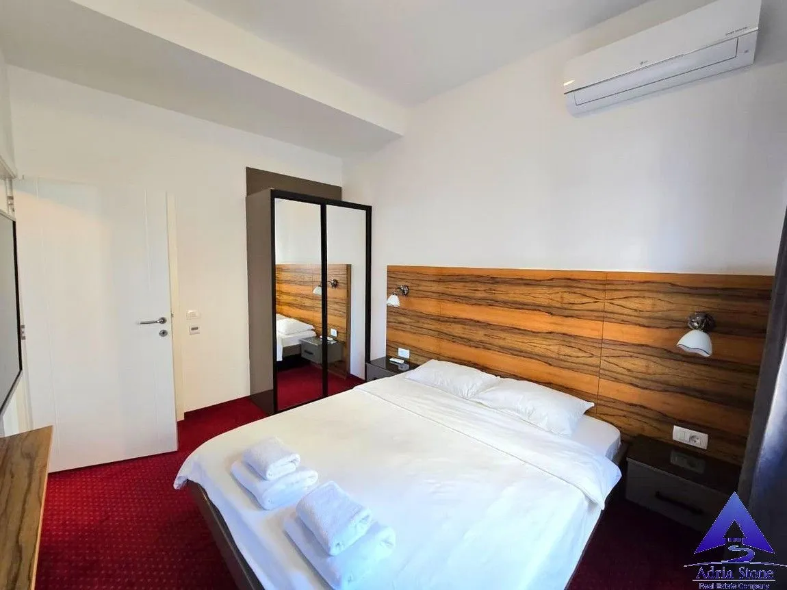 Sale, two bedroom apartment, 83m², Bečići, Budva