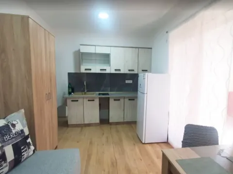 Rent, one bedroom apartment, 55m², Šušanj, Bar - image 1