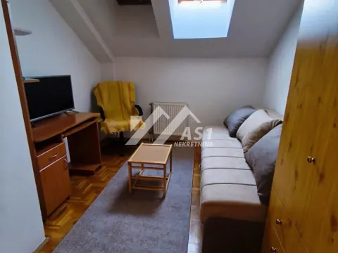 Rent, three bedroom apartment, 70m², Rotkvarija, Novi Sad Sve Podlokacije - image 6