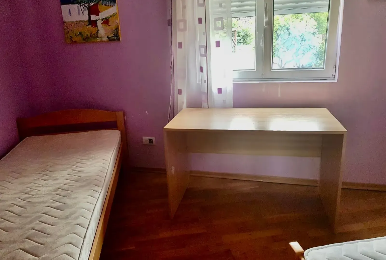 Izdavanje, dvosoban stan, 70m², Lazi, Budva