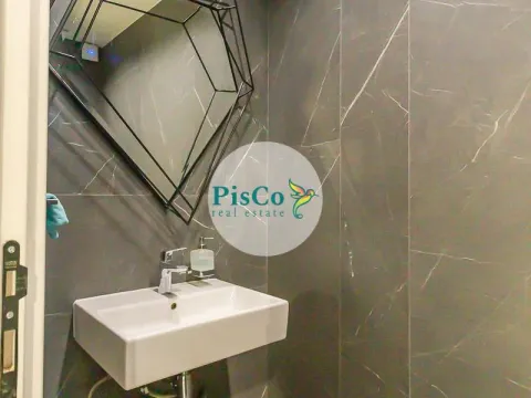 Izdavanje, poslovni prostor, 100m², Centar, Podgorica - image 4