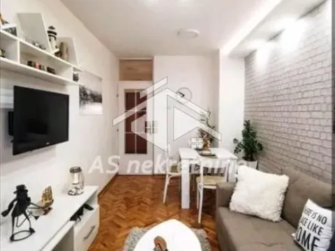Izdavanje, stan, 35m², Stari Grad, Beograd - image 4