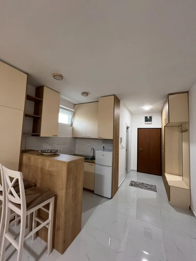 Izdavanje, jednosoban stan, 30m², City Kvart, Podgorica