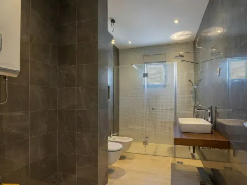 Sale, two bedroom apartment, 122m², Centar, Budva - image 7