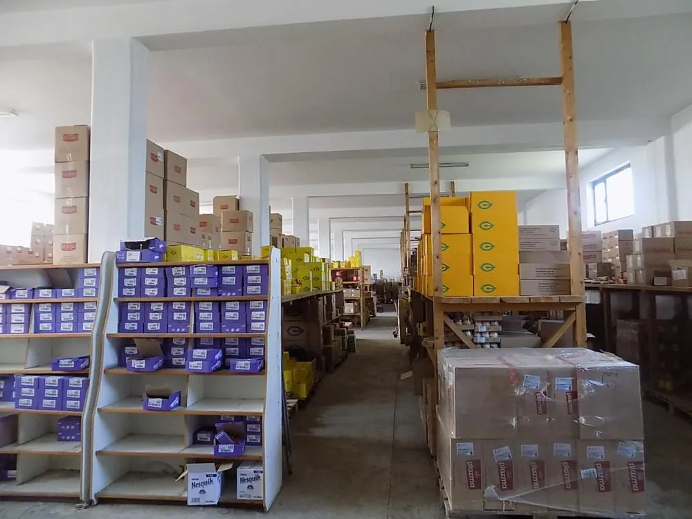 Rent, office space, 2000m², 7. juli, Paraćin
