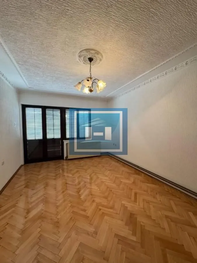 Prodaja, kuća, 240m², Ćuprija, Srbija