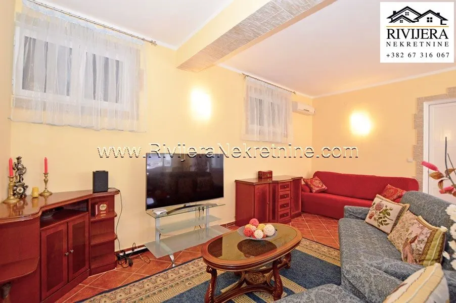 Prodaja, kuća, 114m², Zelenika, Herceg Novi