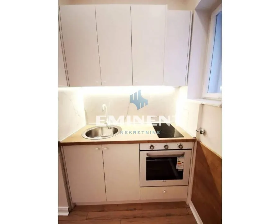 Rent, two bedroom apartment, 51m², Savski Venac, Beograd