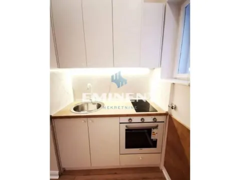 Rent, two bedroom apartment, 51m², Savski Venac, Beograd - image 6