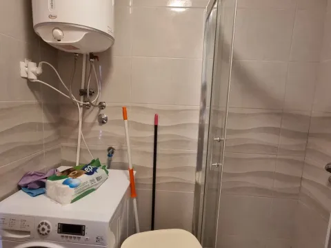 Rent, one bedroom apartment, 42m², Rafailovići, Budva - image 13