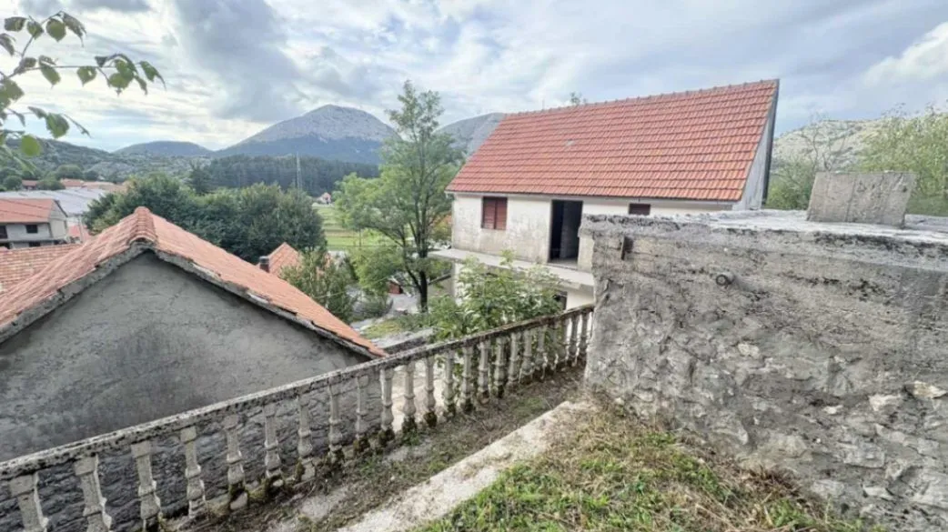 Prodaja, kuća, 117m², Njeguši, Cetinje