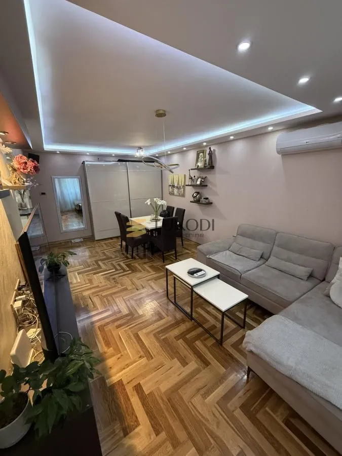 Prodaja, jednosoban stan, 42m², Kej, Novi Sad Sve Podlokacije